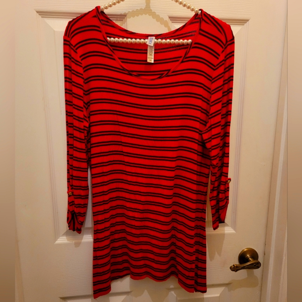 Loose fit plus size long sleeve top